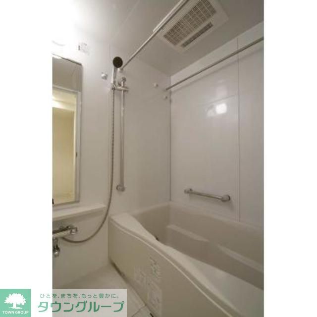 バス・シャワールーム　※写真は同タイプ住戸です。