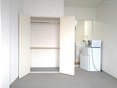 居室・リビング　現況優先?