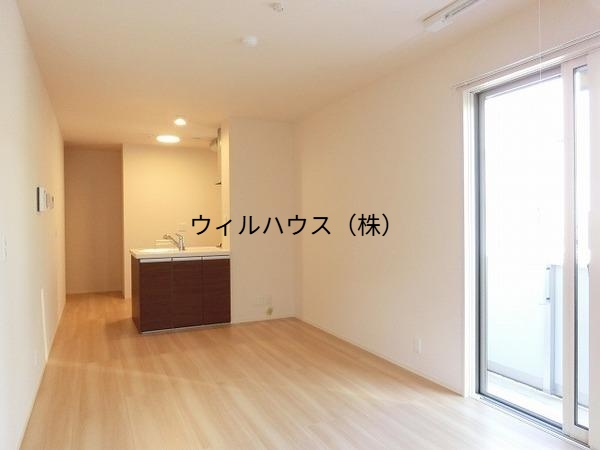 居室・リビング　広々としたリビング！