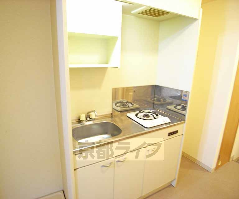 キッチン　キッチンです。