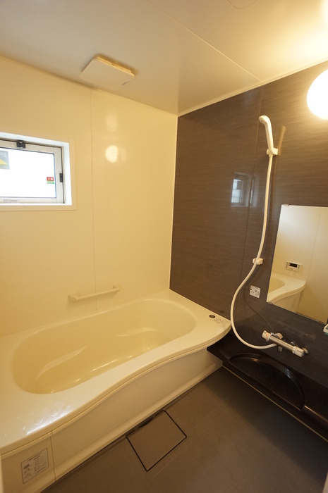 バス・シャワールーム　１坪風呂