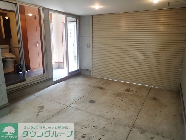 駐車場　同タイプ別号室参照