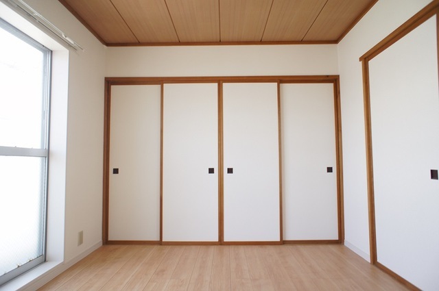 収納　たっぷり収納できる押入タイプ