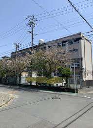 中学校　静岡市立清水第六中学校（中学校）まで1401m