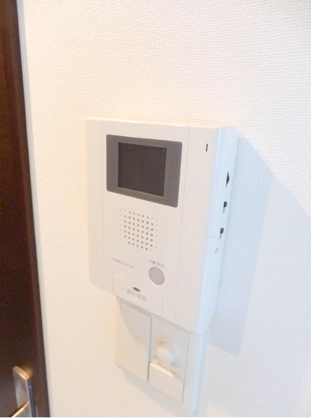 セキュリティ　モニター付きインターホンです♪