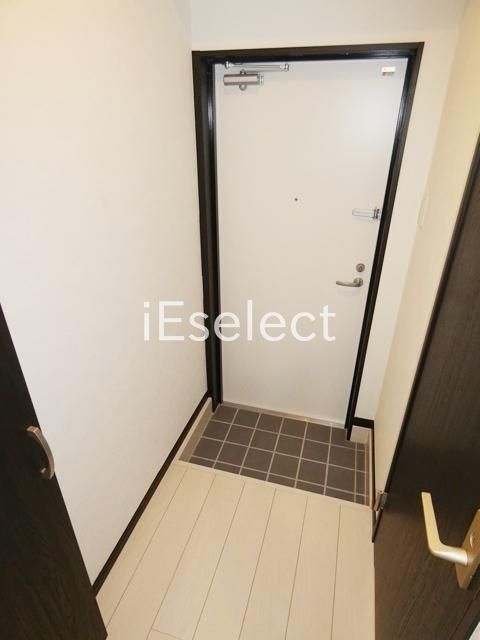 玄関　バルコニー