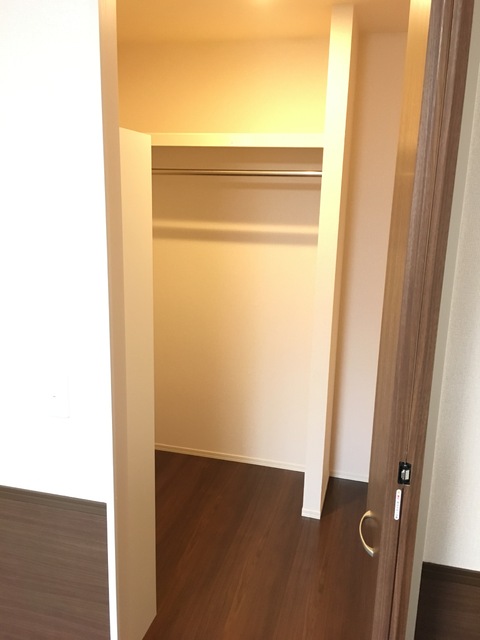 収納　ウォークインクローゼット