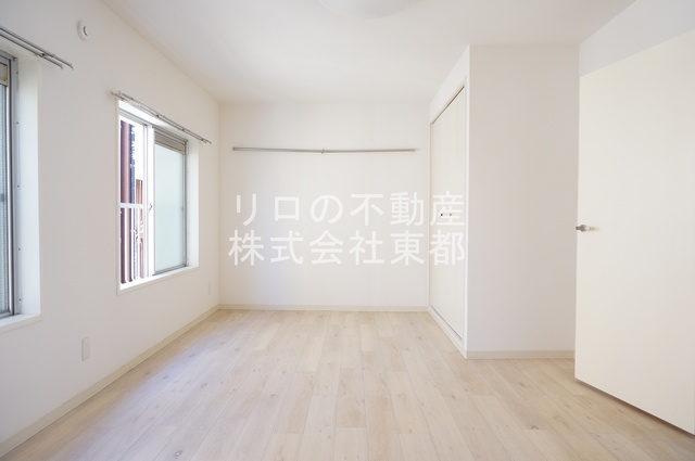 その他部屋・スペース　窓から暖かな日差しが入ります♪