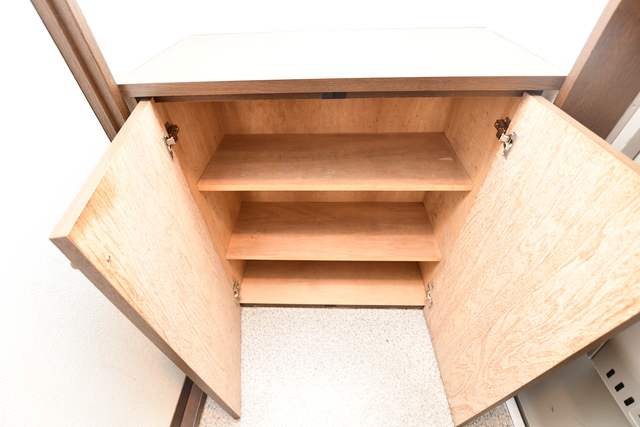 収納　シューズボックス