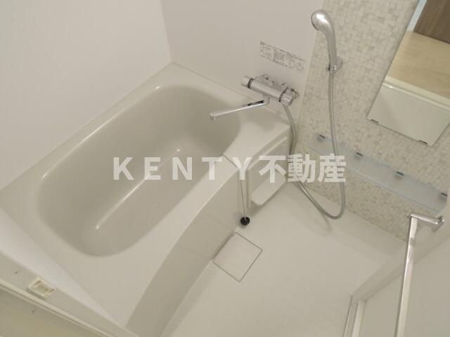 バス・シャワールーム　ゆったり過ごせるお風呂です