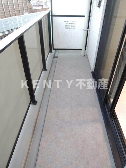 バルコニー　陽当たり良好なバルコニーです