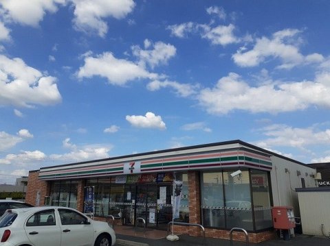 コンビニ　セブンイレブン 名古屋上志段味南店（コンビニ）まで1033m