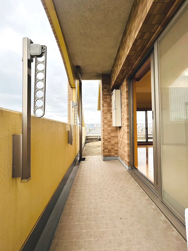 バルコニー　解放感溢れるルーフバルコニー