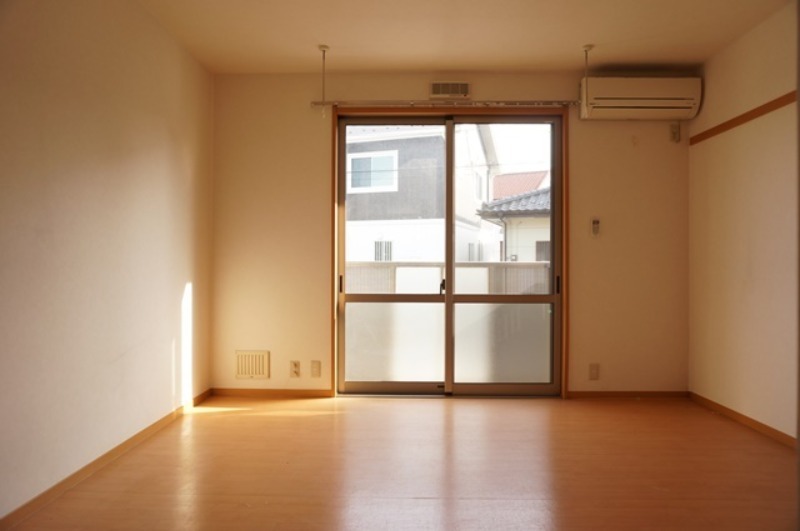 居室・リビング　図面と現状に相違がある場合には現状を優先