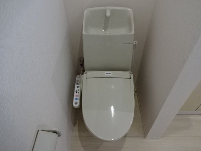 トイレ　図面と現状に相違がある場合には現状を優先