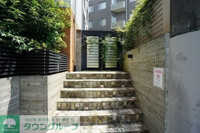 エントランス　部屋探しは株式会社　タウンハウジング　までお気軽にお問合せ…