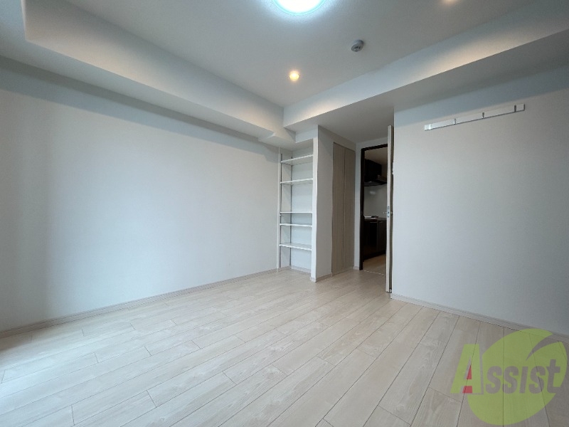 その他部屋・スペース　１Ｋですがベッドも充分入る広さですね。