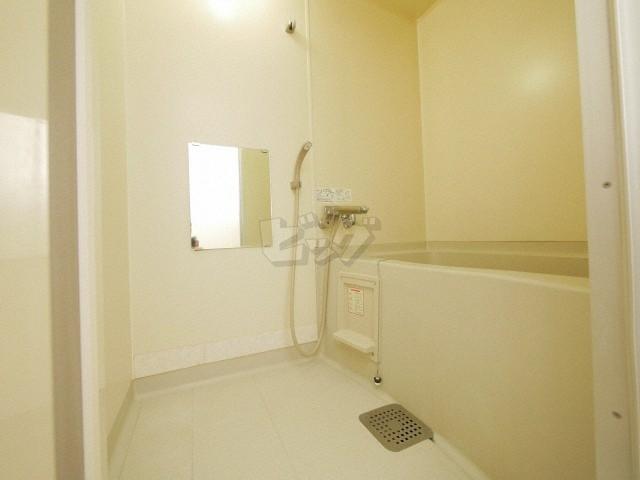 バス・シャワールーム　きれいなお風呂で快適バスタイム♪