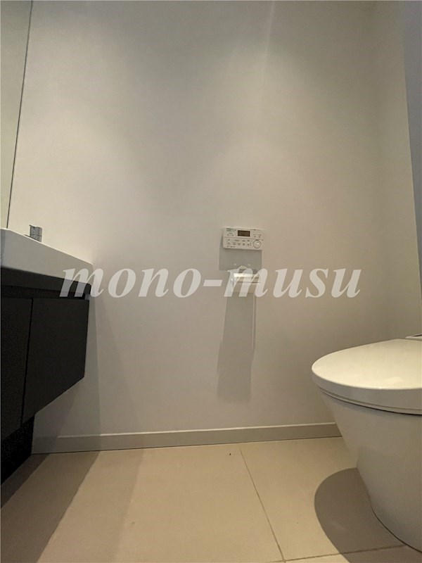 トイレ　別部屋参考写真