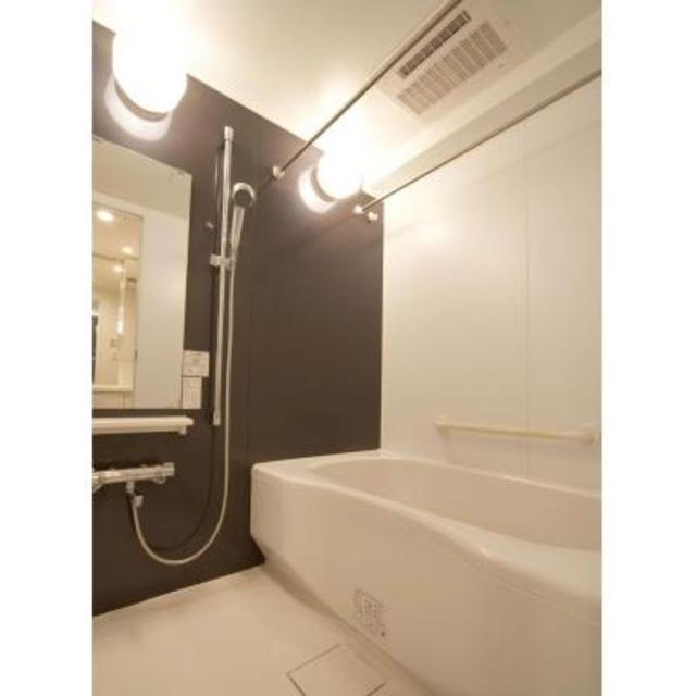 バス・シャワールーム　※写真は同タイプ住戸です。