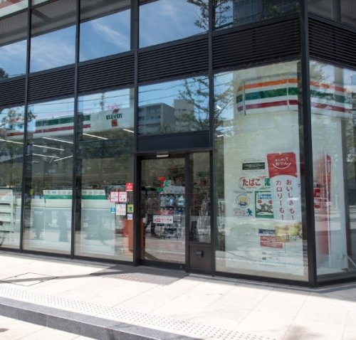 コンビニ　セブンイレブン 勝どき5丁目店（コンビニ）まで208m