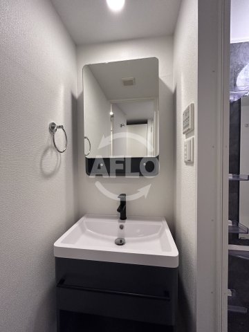 洗面設備　アドバンス江坂ラシュレ　洗面台