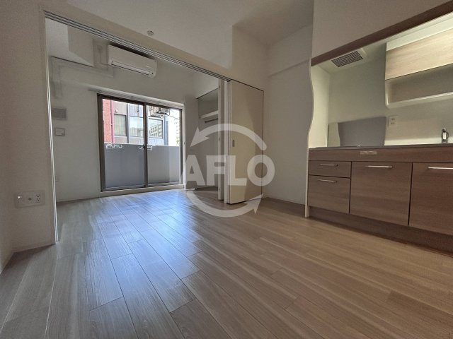 居室・リビング　アドバンス江坂ラシュレ　リビング