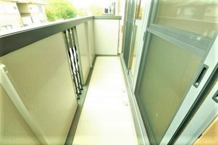 バルコニー　広々としたバルコニーです