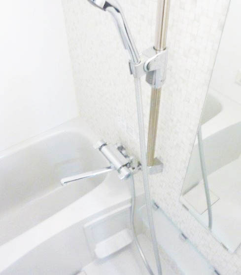 バス・シャワールーム　★ゆったり浸かれる浴槽★