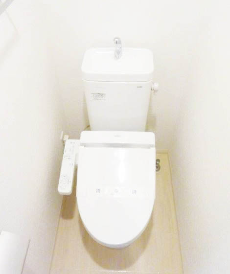 トイレ　★温水洗浄便座★