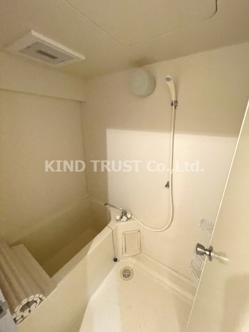 バス・シャワールーム　お風呂です