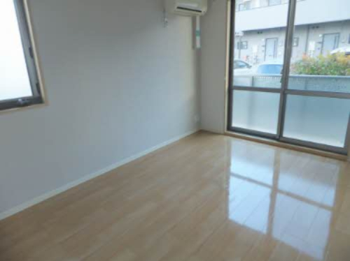 居室・リビング　反転間取り別部屋写真です。