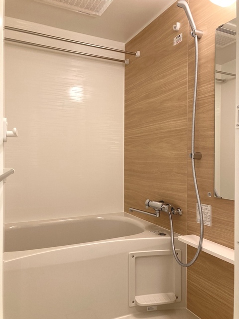 バス・シャワールーム　※写真は同タイプ住戸です。