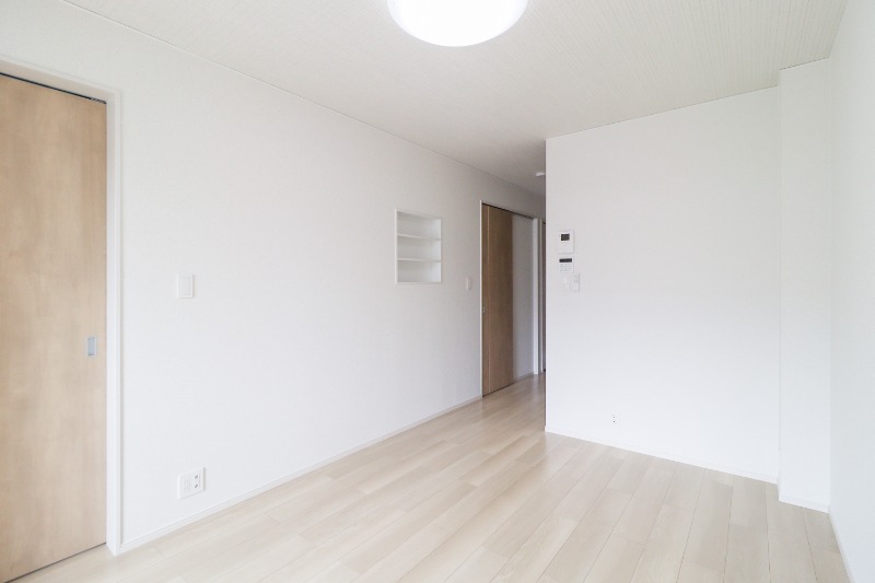 居室・リビング　図面と現状に相違がある場合には現状を優先