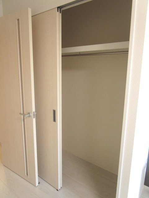 収納　写真は103号室です（参考）