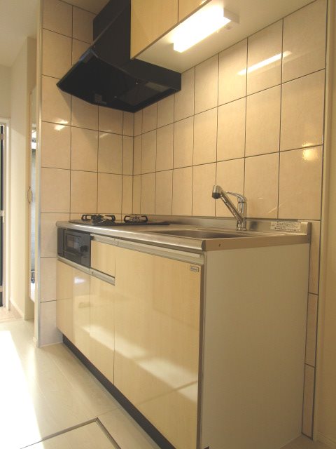 キッチン　写真は103号室です（参考）