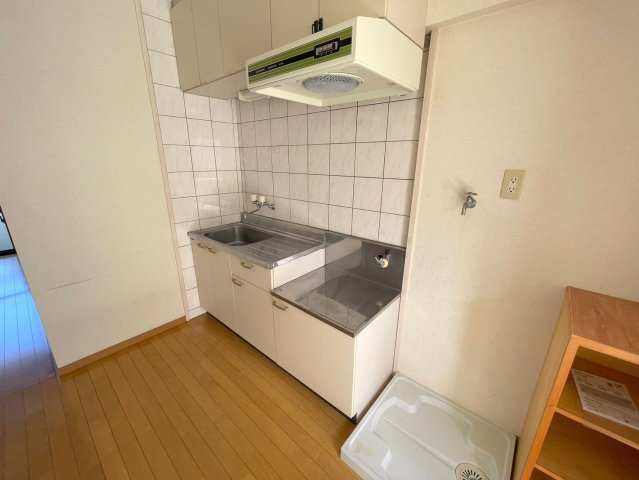 キッチン　※別部屋の写真を掲載しております