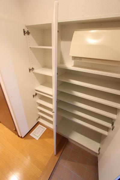 その他部屋・スペース　大型のシューズクローゼット