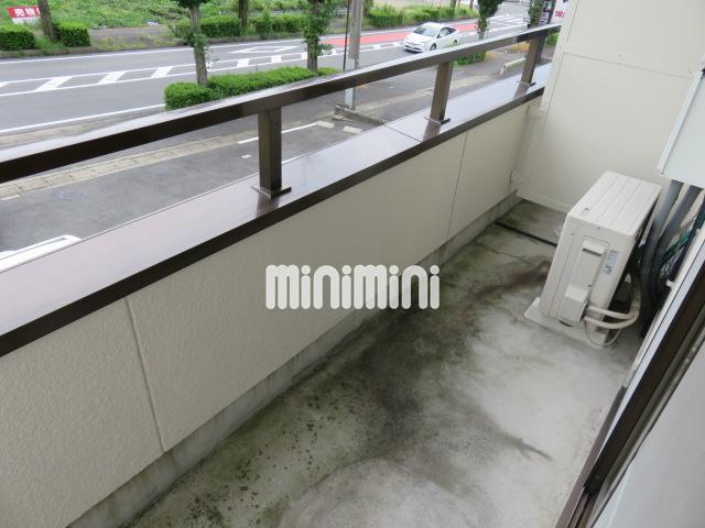 バルコニー　明るいベランダです