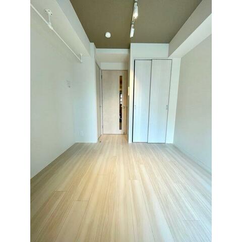 その他部屋・スペース　リビングを別角度から