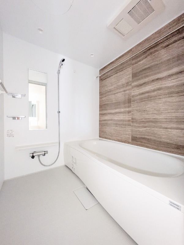 バス・シャワールーム　図面と現状に相違がある場合には現状を優先