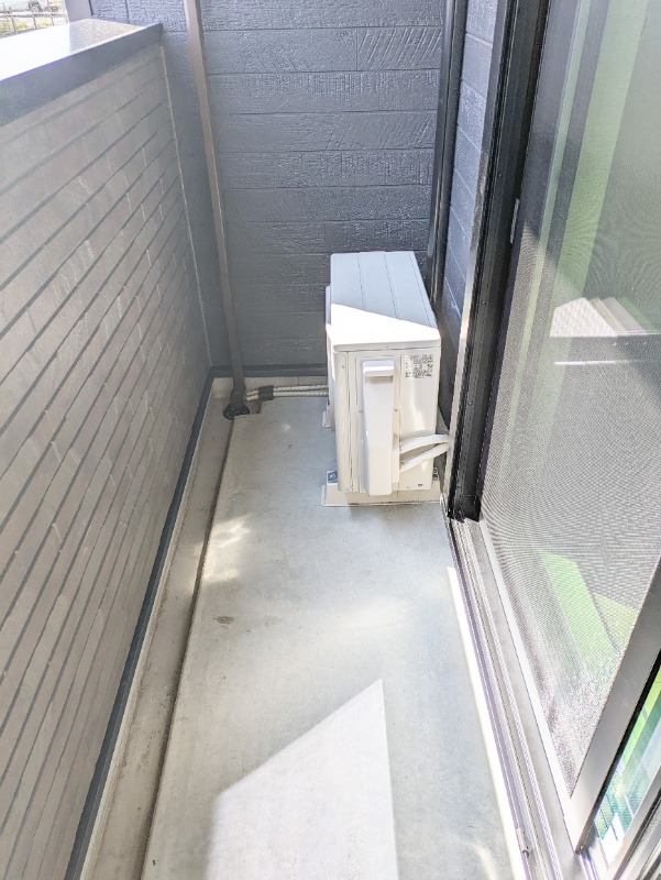 バルコニー　図面と現状に相違がある場合には現状を優先