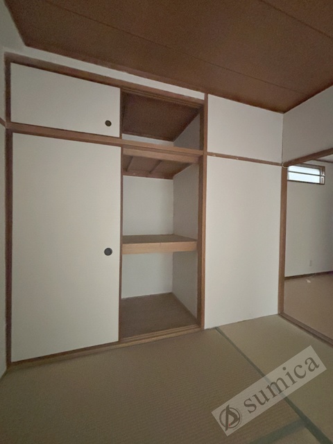 収納　室内をスッキリと見せることができる。充実収納です♪♪