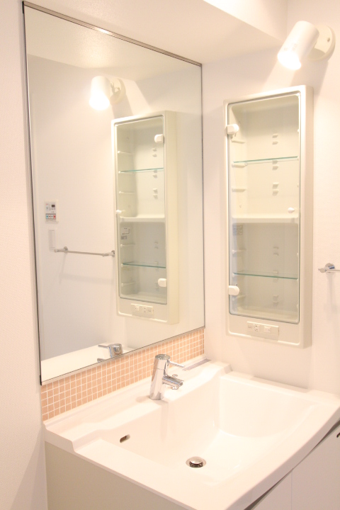 洗面設備　※参考写真