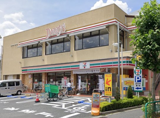 コンビニ　セブンイレブン西荻北５丁目店（コンビニ）まで763m