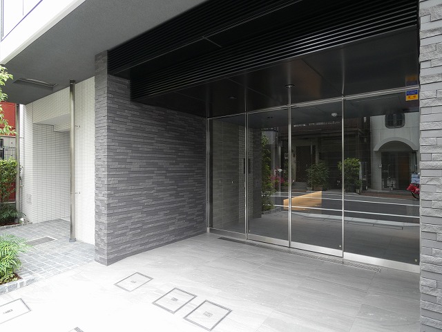 エントランス　エントランス