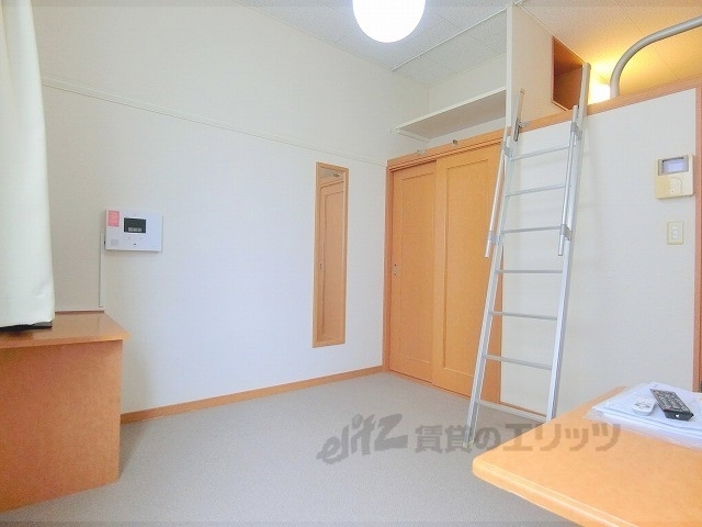 居室・リビング　洋室