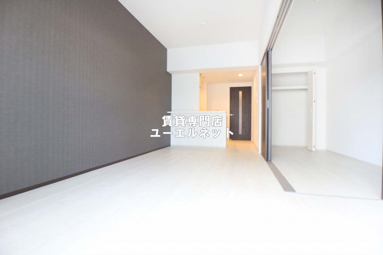 居室・リビング　ゆったりとくつろげる、落ち着きのある居室空間です