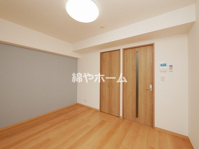 居室・リビング　スタンダードな洋室です