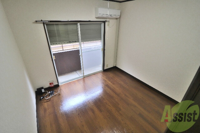 その他部屋・スペース　日中は自然光をたっぷり採り入れ心と身体を健やかに育みます